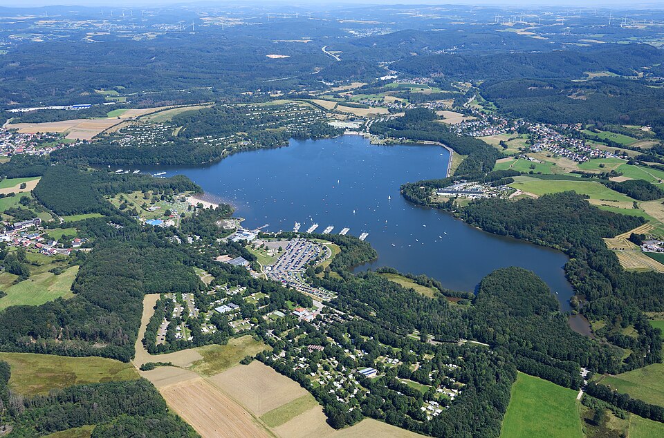Luftbild des Bostalsees (Ansicht von Südwesten)